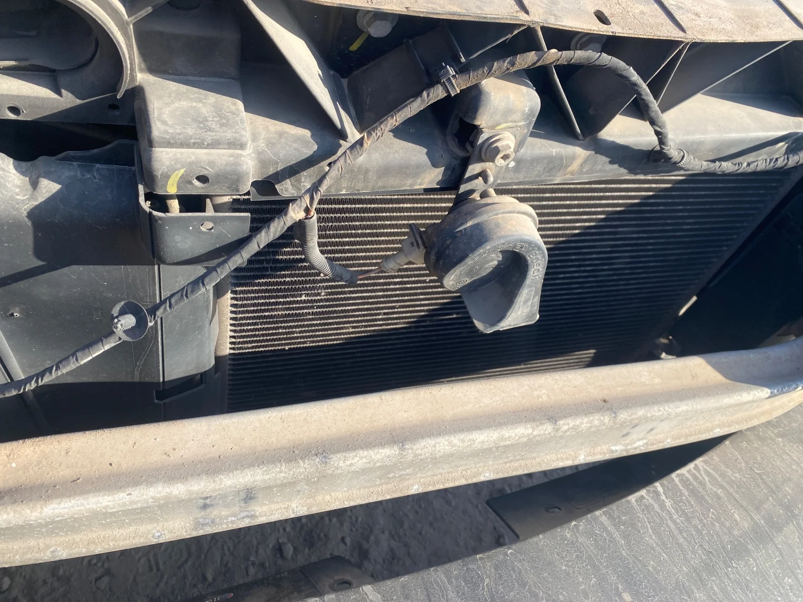 Foto de RADIADOR CALEFACCION / AIRE ACONDICIONADO RENAULT CLIO III 1.2 16V (75 CV / 55 KW) referencia 7701208766