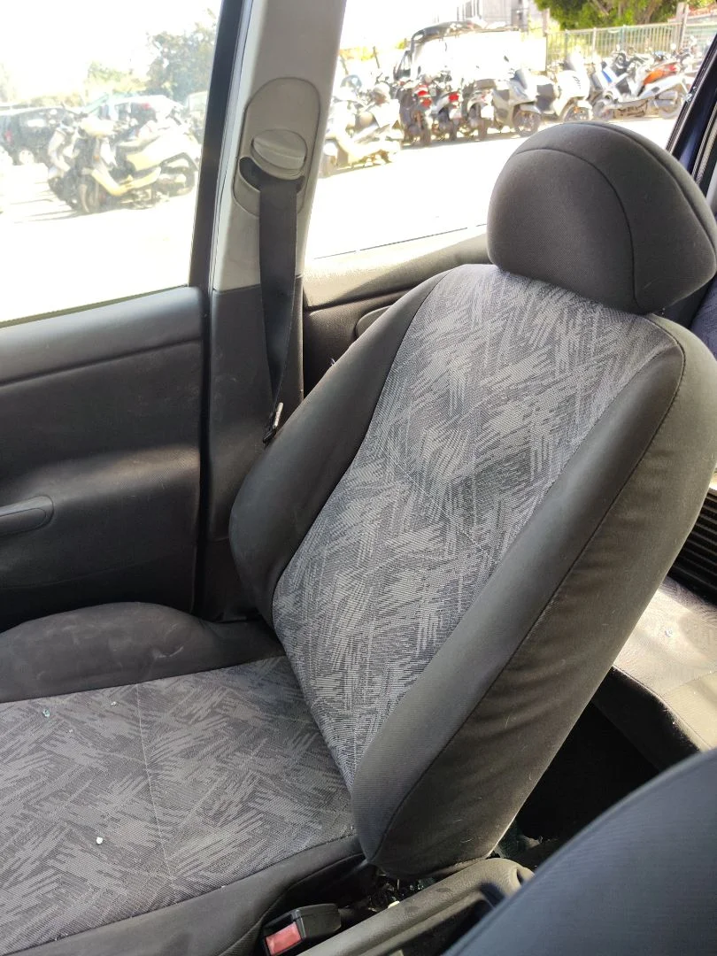 Foto de CINTURON SEGURIDAD DELANTERO DERECHO FORD MONDEO BERLINA (GD) 1.8 Turbodiesel CAT (90 CV / 66 KW) referencia 1076807