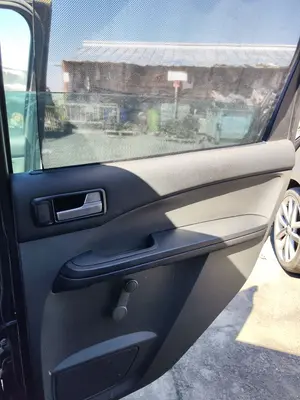Foto de GUARNECIDO PUERTA TRASERA DERECHA FORD FOCUS C-MAX (CAP)(2003) 1.6 TDCi CAT (90 CV / 66 KW)