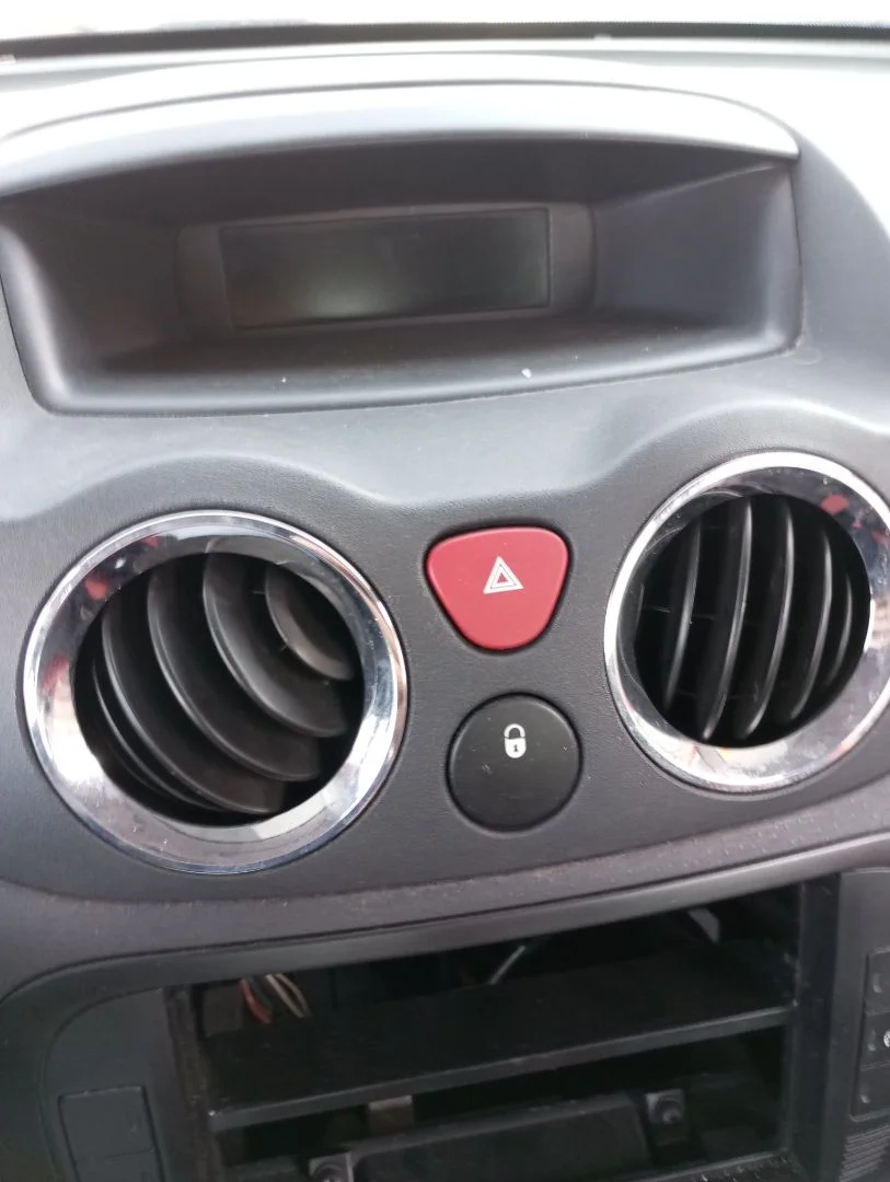 Foto de WARNING CITROEN C2 1.4 (73 CV / 54 KW)