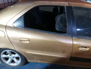 Foto de PUERTA TRASERA DERECHA CITROEN XSARA BERLINA 1.6 16V CAT (NFU / TU5JP4) (109 CV / 80 KW) referencia 9008F8