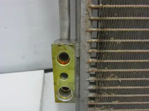 Foto de CONDENSADOR / RADIADOR AIRE ACONDICIONADO SMART FORTWO COUPE 1.0 CAT (71 CV / 52 KW) referencia A4515000154001 foto 4