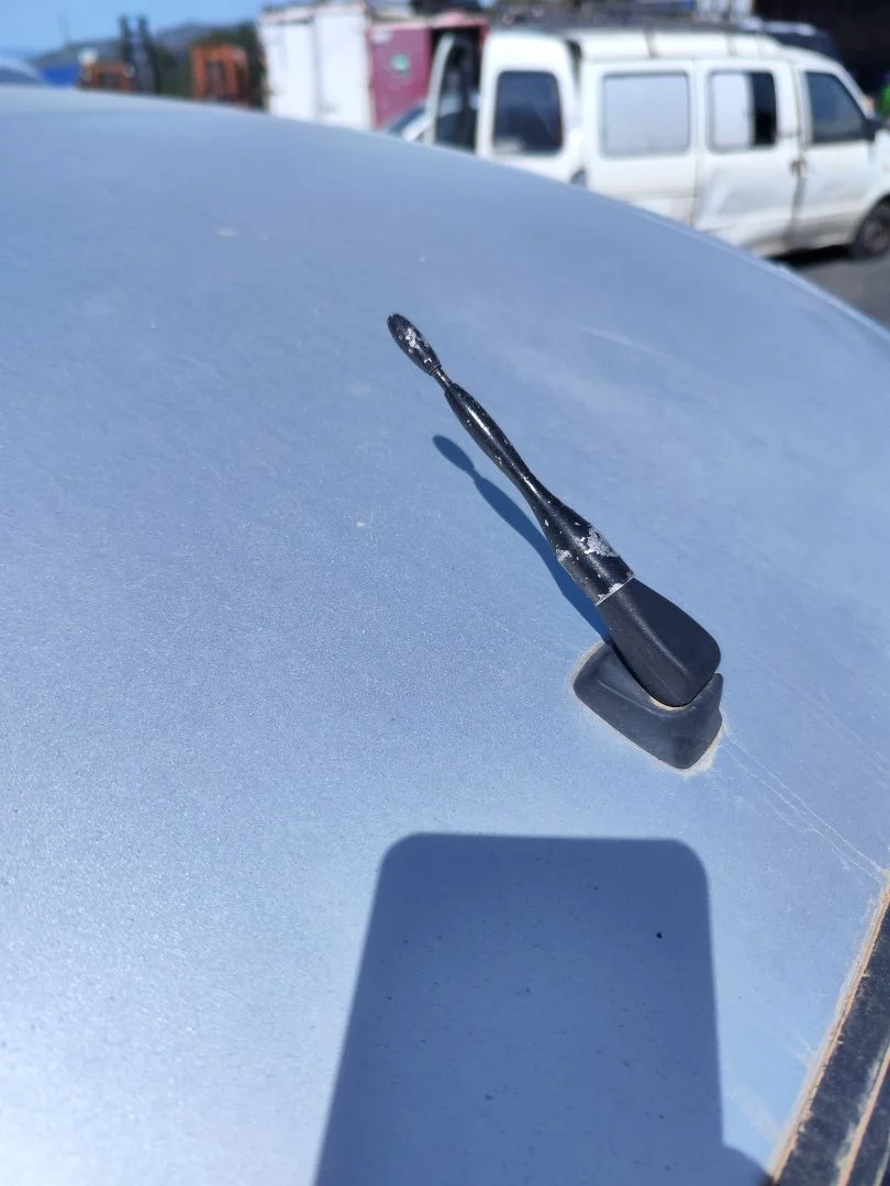 Foto de ANTENA PEUGEOT 206 1.4 HDi (68 CV / 50 KW) referencia 656143