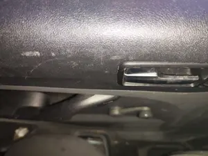 Foto de MANETA ELEVALUNAS TRASERA IZQUIERDA FORD FOCUS BERLINA (CAP) 1.6 TDCi CAT (90 CV / 66 KW)