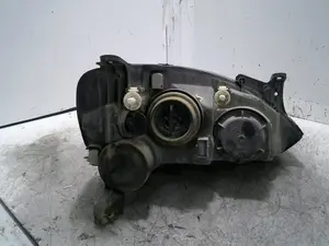 Foto de FARO IZQUIERDO OPEL CORSA C 1.7 16V DI CAT (Y 17 DTL / LK8) (65 CV / 48 KW) referencia 93173249 foto 4