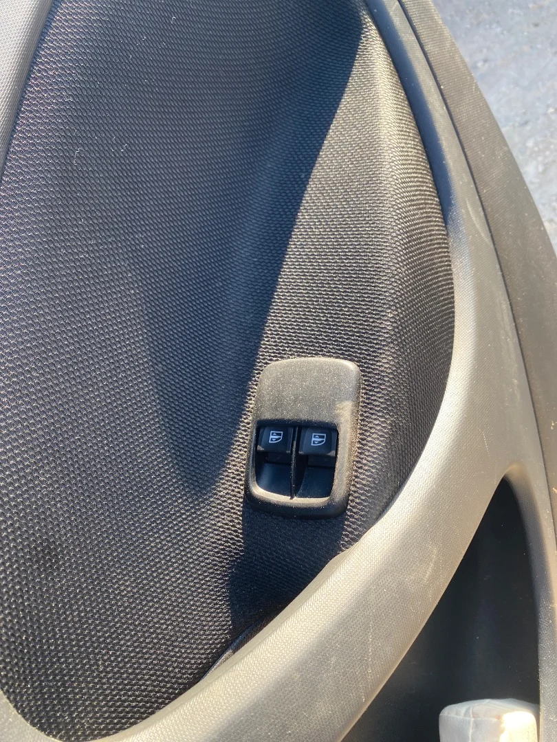 Foto de MANDO ELEVALUNAS DELANTERO DERECHO SMART FORFOUR