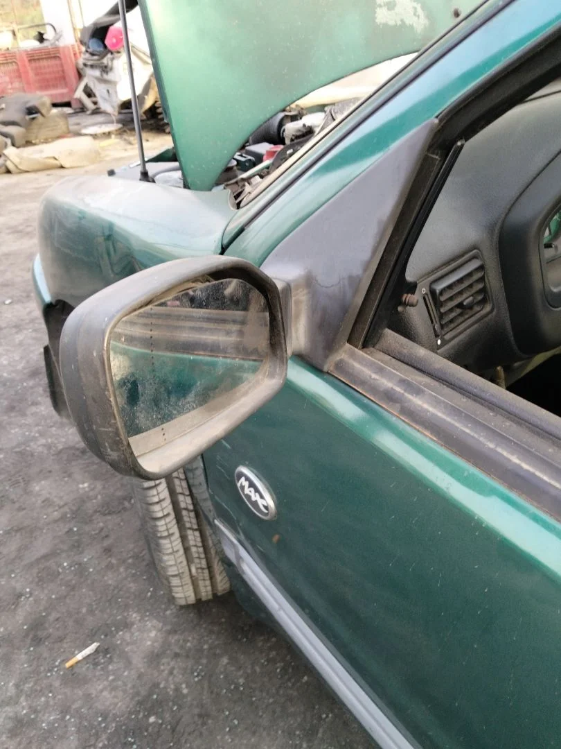 Foto de RETROVISOR IZQUIERDO PEUGEOT 106 (S2) 1.1 (60 CV / 44 KW)