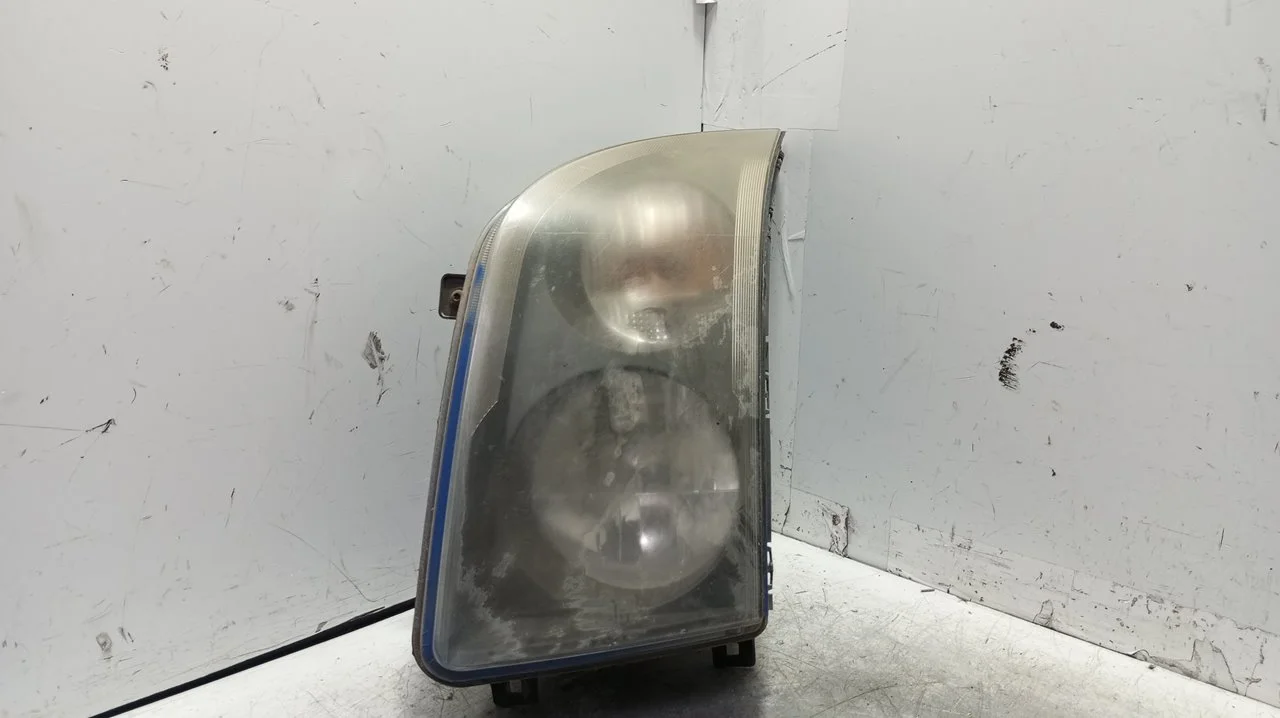 Foto de FARO IZQUIERDO VOLKSWAGEN CRAFTER FURGÓN (2E) 2.5 TDI DPF (109 CV / 80 KW) referencia 2E1941015
