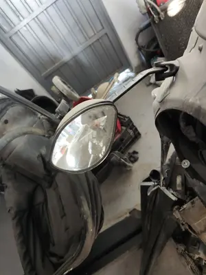 Foto de RETROVISOR IZQUIERDO KAWASAKI ZZR 1400 1441 cm3 - 147.2 kW (0 CV / 0 KW) foto 2
