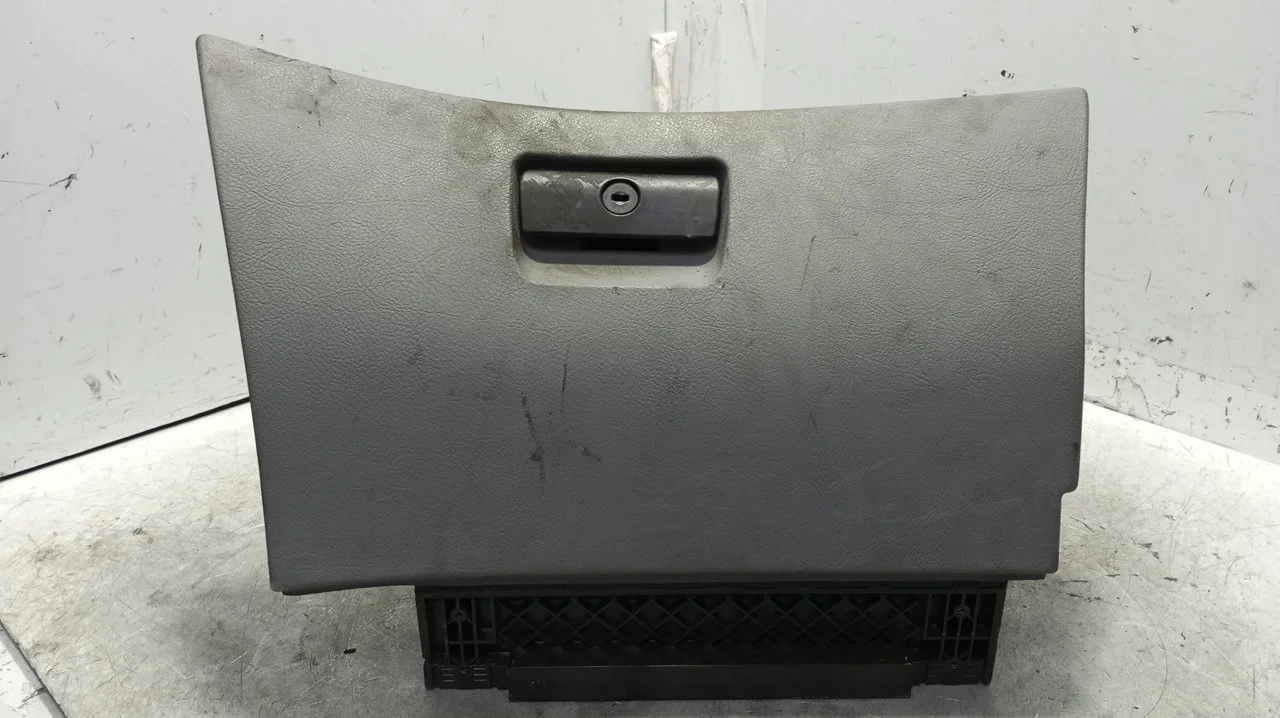 Foto de NO IDENTIFICADO BMW SERIE 3 BERLINA (E46) 2.0 16V Diesel CAT (136 CV / 100 KW) referencia 8203822ZB