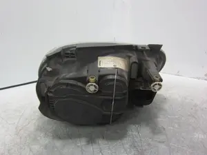 Foto de FARO IZQUIERDO VOLKSWAGEN GOLF IV BERLINA (1J1)(10.1997) 1.6 (101 CV / 74 KW) referencia 67736930 foto 5
