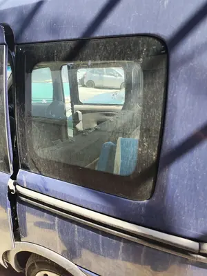 Foto de LUNA CUSTODIA TRASERA IZQUIERDA OPEL COMBO (CORSA C) 1.3 16V CDTI CAT (Z 13 DT / LN9) (69 CV / 51 KW)