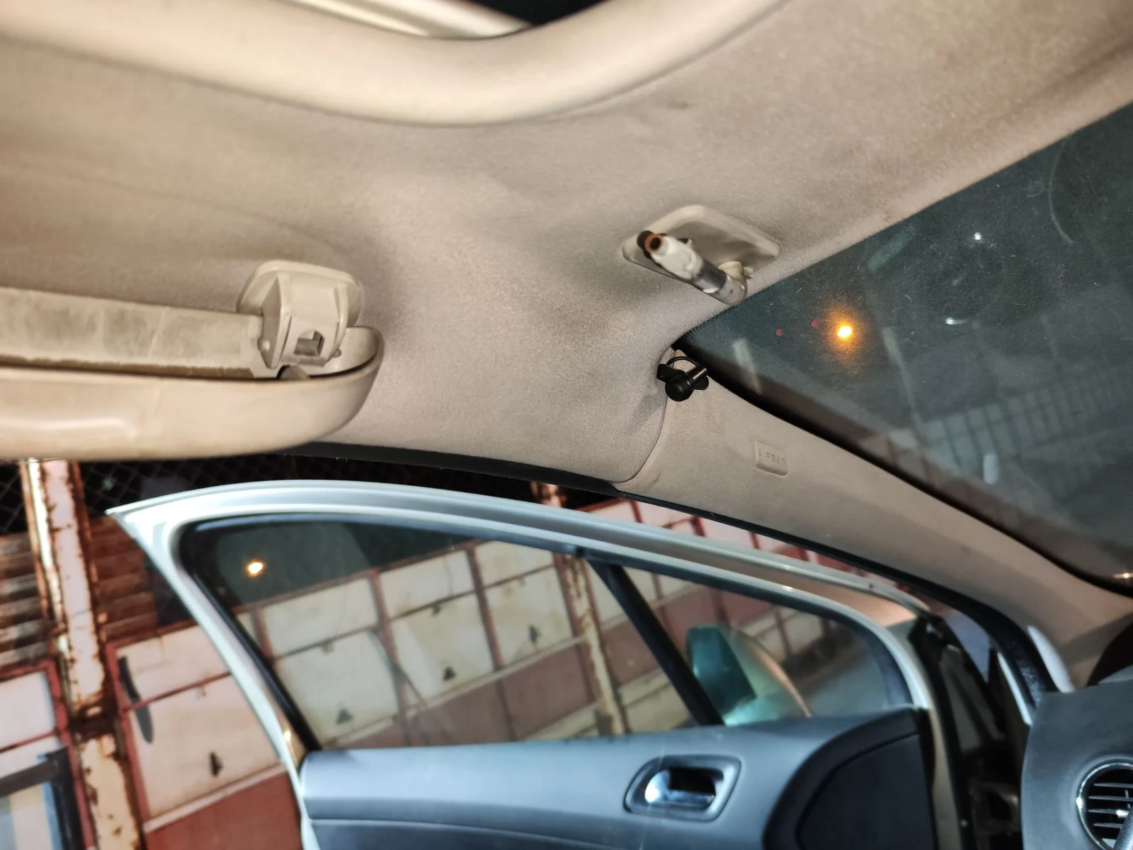 Foto de AIRBAG CORTINA DELANTERO IZQUIERDO PEUGEOT 308 SW 1.6 HDi FAP CAT (9HZ / DV6TED4) (109 CV / 80 KW) referencia 8337CY