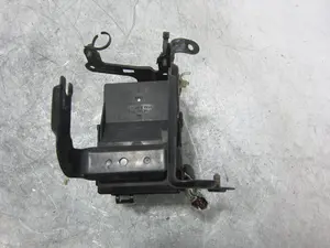 Foto de CAJA RELES / FUSIBLES OPEL ASTRA G BERLINA referencia 90560119 foto 2