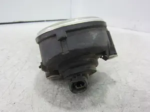 Foto de FARO ANTINIEBLA DERECHO RENAULT SCENIC I (JA...) 1.6 (107 CV / 79 KW) referencia 7700420126 foto 3