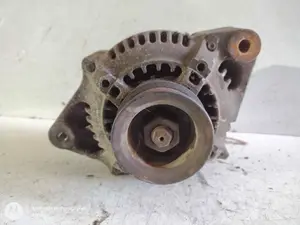Foto de ALTERNADOR TOYOTA COROLLA LEVIN '0 AE111 GASOLINA (165 CV / 123 KW) referencia 2706016350 foto 1