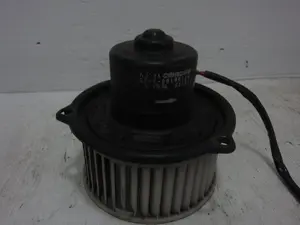 Foto de MOTOR CALEFACCION CHRYSLER JEEP GR.CHEROKEE (ZJ)/(Z) 5.2 V8 CAT (211 CV / 155 KW) referencia AY166100 foto 3