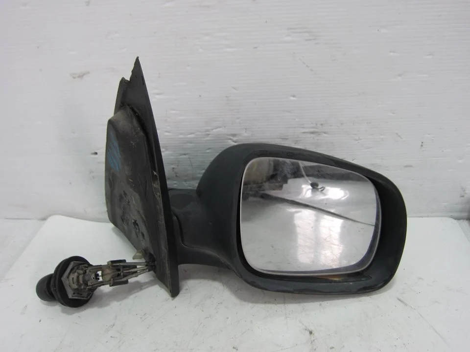 Foto de RETROVISOR DERECHO SEAT AROSA (6H1) 1.0 (50 CV / 37 KW) referencia 010515