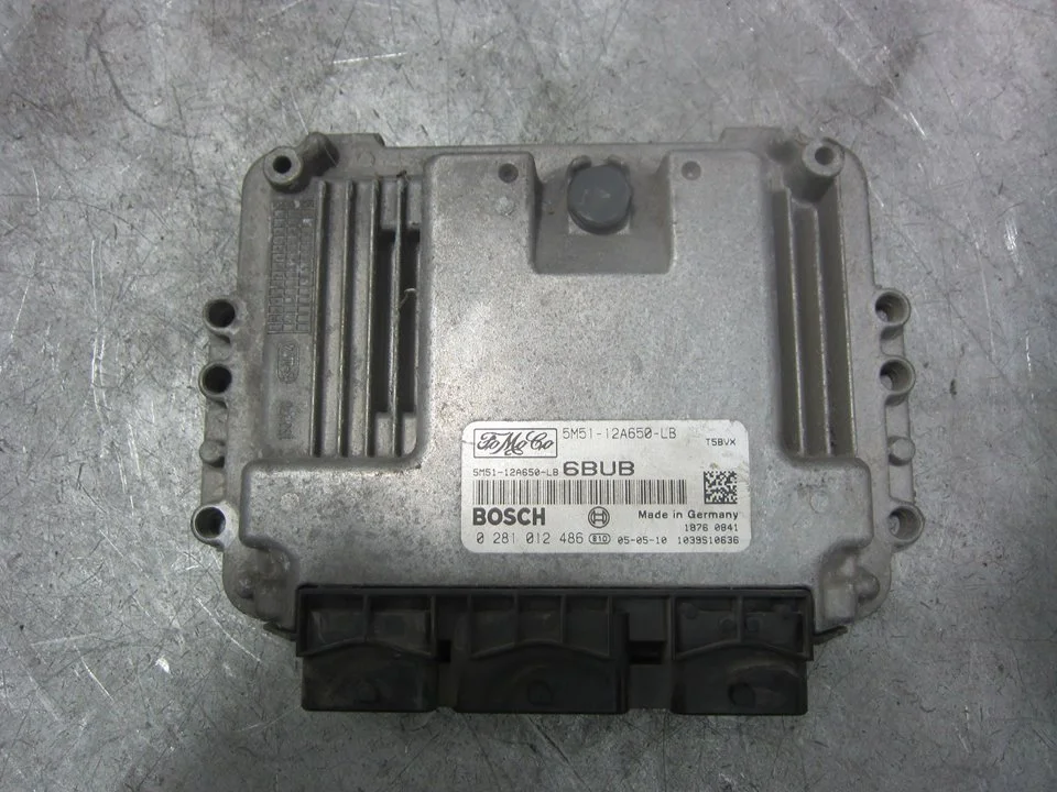 Foto de CENTRALITA MOTOR UCE FORD FOCUS BERLINA (CAP) referencia 5M5112A650LB