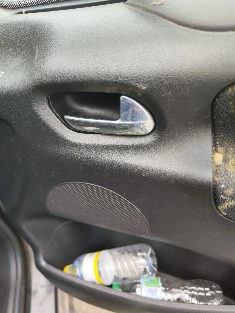 Foto de MANETA INTERIOR DELANTERA DERECHA PEUGEOT 207 1.4 16V CAT (KFU / ET3J4) (88 CV / 65 KW) referencia 9144A5