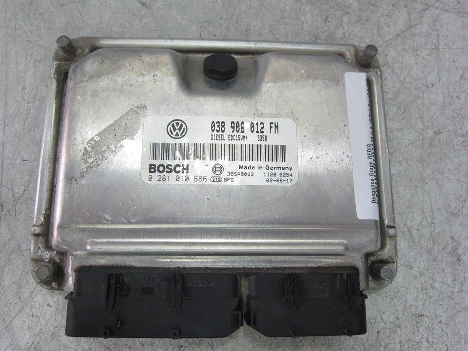 Foto de CENTRALITA MOTOR UCE SEAT TOLEDO (1M2) 1.9 TDI (90 CV / 66 KW) referencia 038906012FN