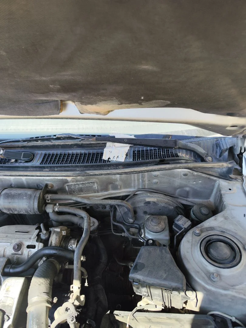 Foto de BRAZO LIMPIA DELANTERO IZQUIERDO TOYOTA COROLLA (E11) 2.0 Turbodiesel CAT (90 CV / 66 KW) referencia 8522112320