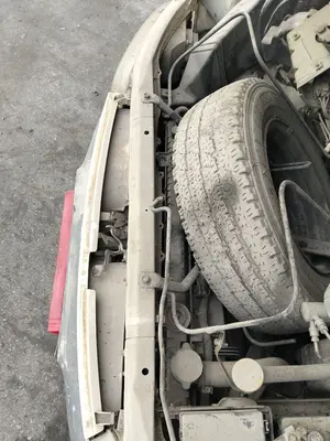 Foto de PANEL FRONTAL NISSAN VANETTE CARGO 2.3 Diesel (75 CV / 55 KW)