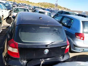 Foto de PANEL TRASERO BMW SERIE 1 BERLINA (E81/E87) 2.0 16V Diesel CAT (122 CV / 90 KW)