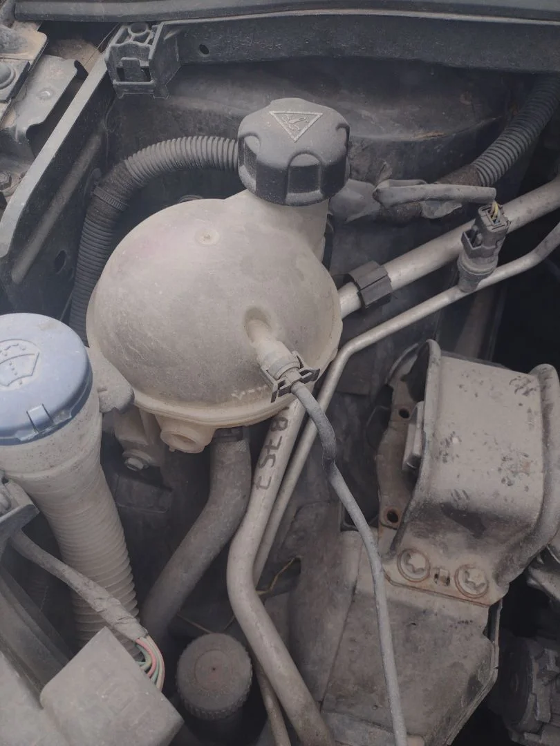 Foto de DEPOSITO EXPANSION PEUGEOT 308 1.6 16V HDi (90 CV / 66 KW) referencia 9680996980