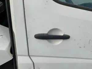Foto de MANETA EXTERIOR DELANTERA DERECHA VOLKSWAGEN CRAFTER FURGÓN (2E) 2.5 TDI DPF (109 CV / 80 KW) referencia 2E0837205C