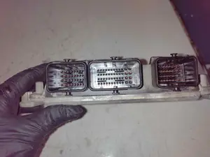 Foto de CENTRALITA MOTOR UCE CITROEN XSARA PICASSO referencia 0281011518 foto 3