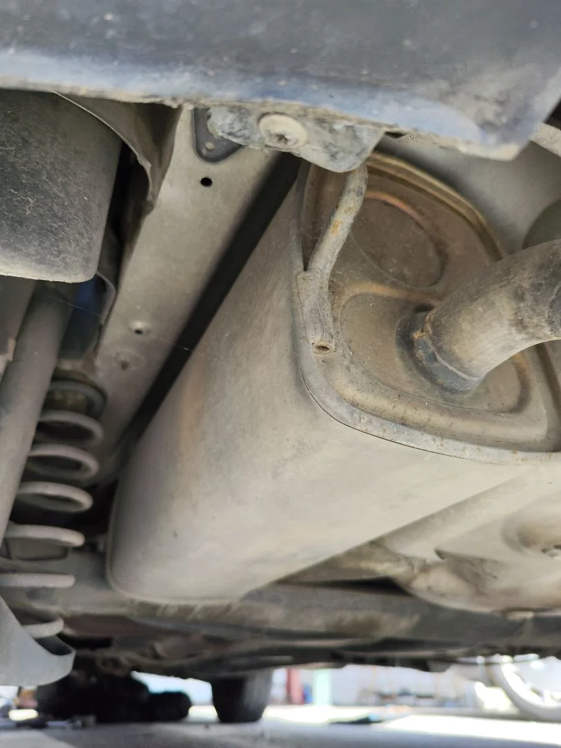 Foto de SILENCIADOR TRASERO VOLKSWAGEN POLO IV (9N1) 1.4 16V (75 CV / 55 KW)