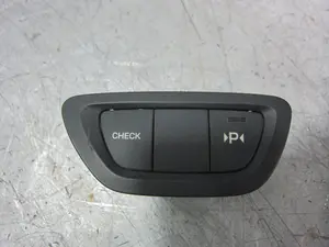 Foto de MANDO MULTIFUNCION CITROEN C5 BERLINA 2.0 HDi FAP (140 CV / 103 KW) referencia 9682436677