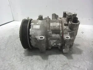 Foto de COMPRESOR AIRE ACONDICIONADO TOYOTA AVENSIS CROSS SPORT (T27) 1.8 16V CAT (147 CV / 108 KW) referencia 4472806574 foto 3