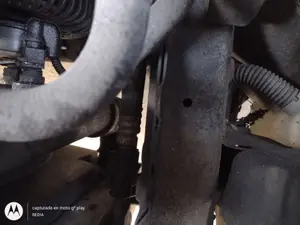 Foto de TUBOS AIRE ACONDICIONADO BMW SERIE 5 BERLINA (E60) 3.0 Turbodiesel CAT (218 CV / 160 KW)