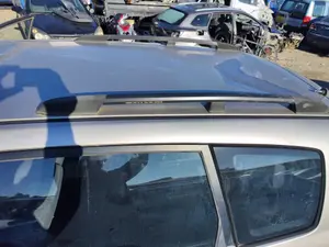Foto de BARRAS TECHO KIA CARENS (RS) 1.8 16V CAT (126 CV / 93 KW) foto 3