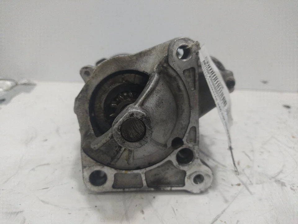 Foto de MOTOR ARRANQUE NISSAN PRIMASTAR (X83) 1.9 dCi Diesel CAT (101 CV / 74 KW) referencia 6015137