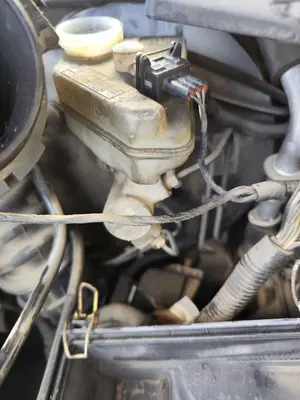 Foto de BOMBA FRENO FORD MONDEO BERLINA (GD) 1.8 Turbodiesel CAT (90 CV / 66 KW)