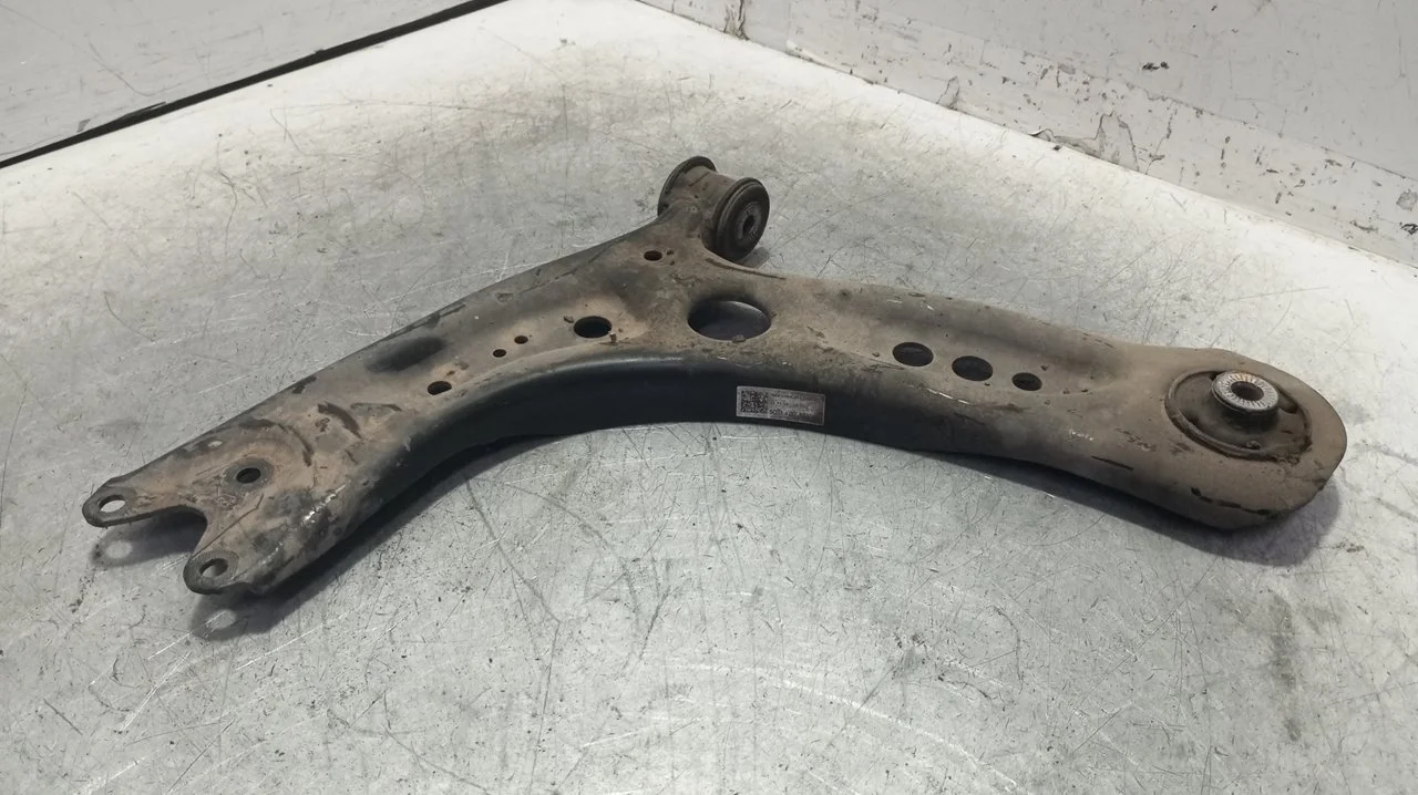 Foto de BRAZO SUSPENSION INFERIOR DELANTERO IZQUIERDO VOLKSWAGEN GOLF VII (5G1/BE1) 1.6 16V TDI DPF (110 CV / 81 KW) referencia 5Q0407501J