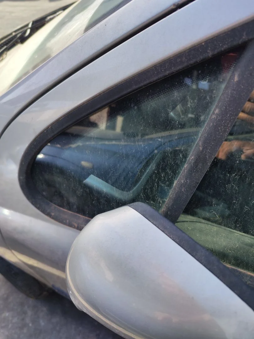 Foto de LUNA CUSTODIA DELANTERA IZQUIERDA PEUGEOT 207 1.4 HDi (68 CV / 50 KW)
