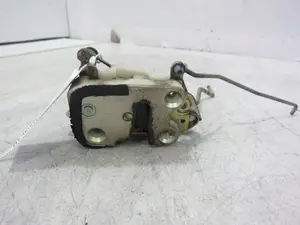 Foto de CERRADURA PUERTA DELANTERA DERECHA OPEL FRONTERA A 2.0  (116 CV / 85 KW)