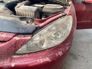 Foto de FARO IZQUIERDO PEUGEOT 307 CC CABRIO-COUPÉ (S1)(10.2003) 2.0 16V CAT (136 CV / 100 KW) referencia 6204Z3