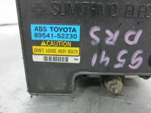 Foto de ABS TOYOTA YARIS (NCP1/NLP1/SCP1) 1.4 Turbodiesel CAT (75 CV / 55 KW) referencia 8954152230 foto 2