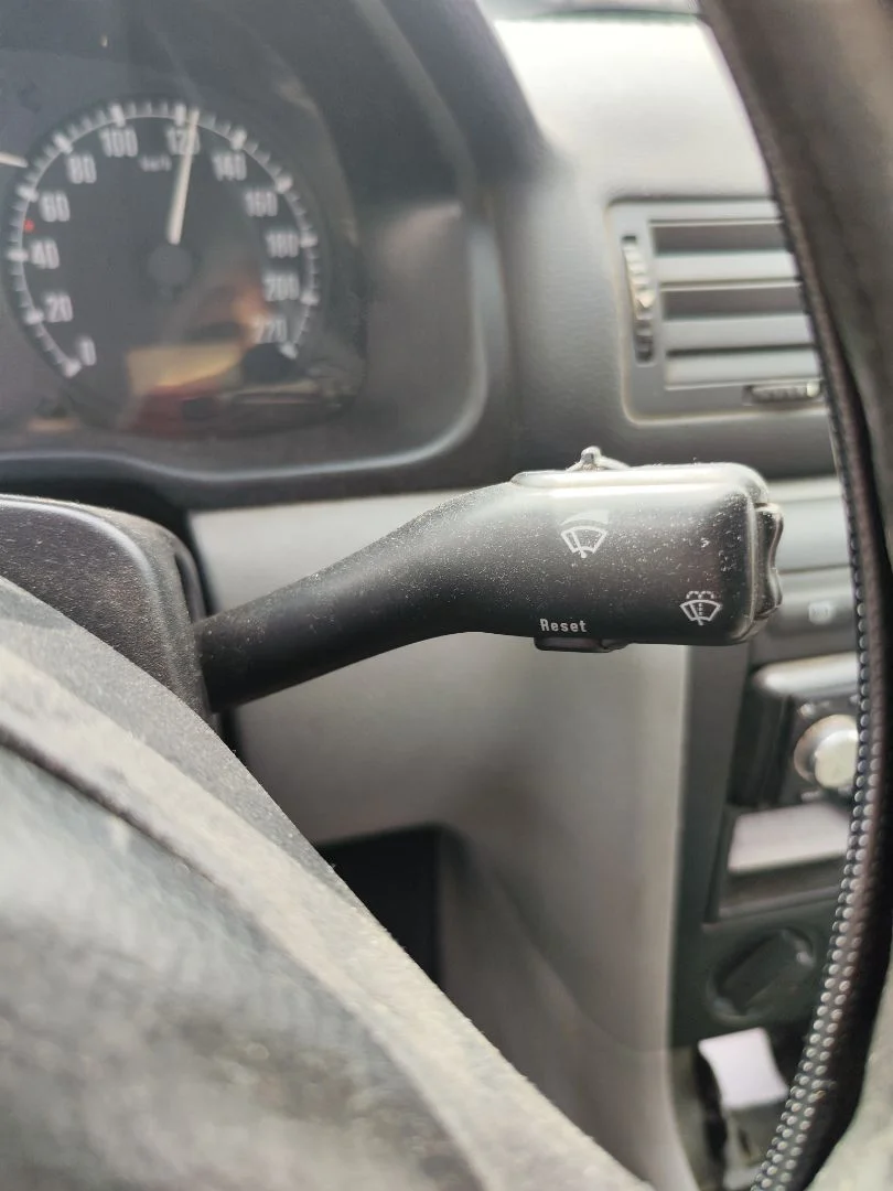 Foto de MANDO LIMPIA SKODA OCTAVIA BERLINA (1U2) 1.9 TDI (90 CV / 66 KW) referencia 4B0953503G