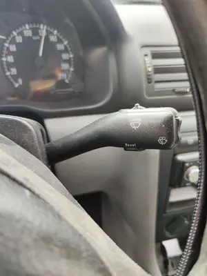 Foto de MANDO LIMPIA SKODA OCTAVIA BERLINA (1U2) 1.9 TDI (90 CV / 66 KW) referencia 4B0953503G