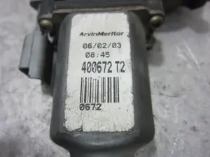 Foto de MOTOR ELEVALUNAS DELANTERO DERECHO AIXAN 400 A721 (0.4 ) referencia 400672T2 foto 2