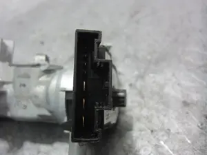 Foto de ANTIRROBO / LLAVE CONTACTO AUDI A3 SPORTBACK (8PA) 1.9 TDI (105 CV / 77 KW) referencia 1K0905851 foto 3