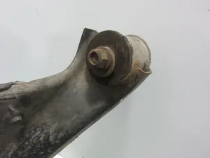 Foto de BRAZO SUSPENSION INFERIOR TRASERO DERECHO PORSCHE CAYENNE (TIPO 92A) referencia 7P5505352 foto 3