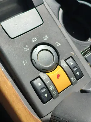 Foto de MANDO MULTIFUNCION LAND ROVER RANGE ROVER SPORT 4.4 V8 CAT (299 CV / 220 KW)