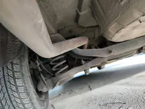 Foto de BRAZO SUSPENSION TRASERO IZQUIERDO FORD FOCUS FAMILIAR (CAK) 1.8 TDCi Turbodiesel CAT (116 CV / 85 KW)
